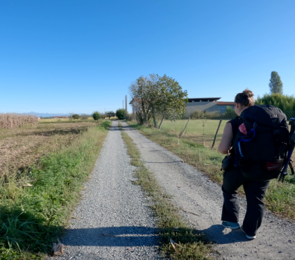 La pianura desolata sembra infinita